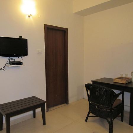 Luxtay Suites Bangalore Ngoại thất bức ảnh