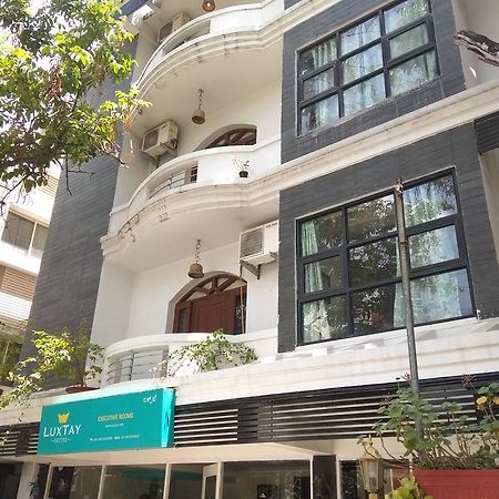Luxtay Suites Bangalore Ngoại thất bức ảnh