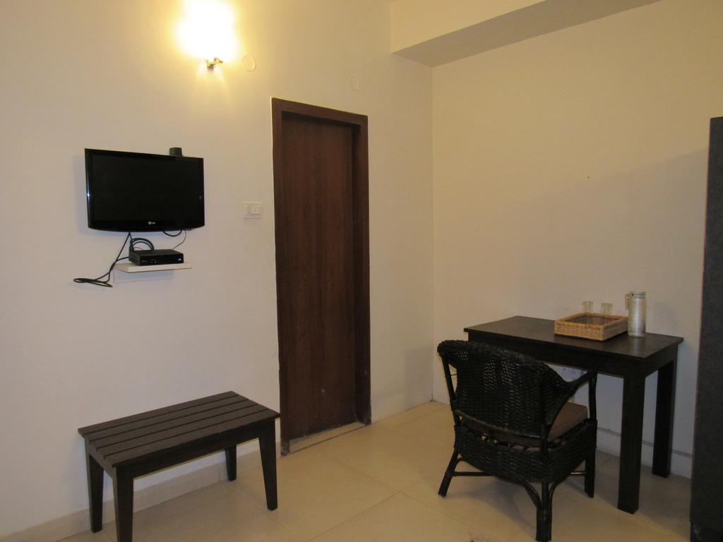 Luxtay Suites Bangalore Ngoại thất bức ảnh